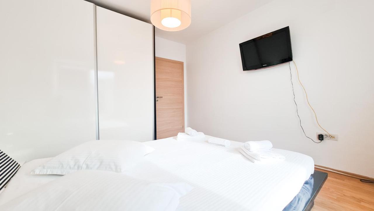 Dor De Mare - Apartments Singapore - Huge Terrace - Seaview - 150M From The Beach ! Năvodari Buitenkant foto